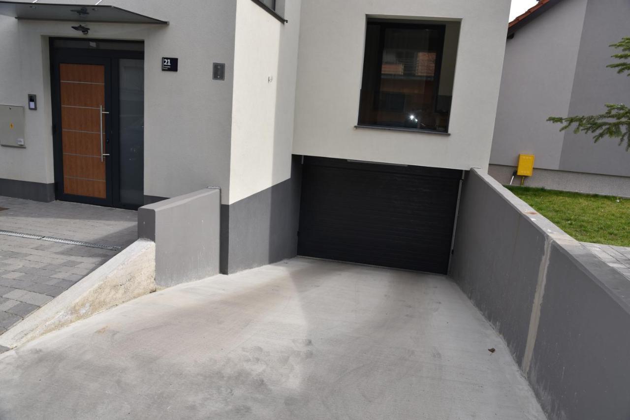 4-Star Zagreb Penthouse Appartement Buitenkant foto