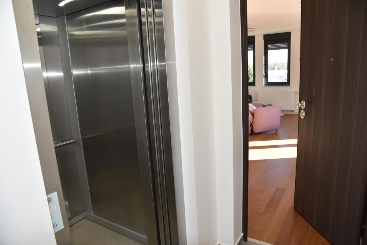 4-Star Zagreb Penthouse Appartement Buitenkant foto